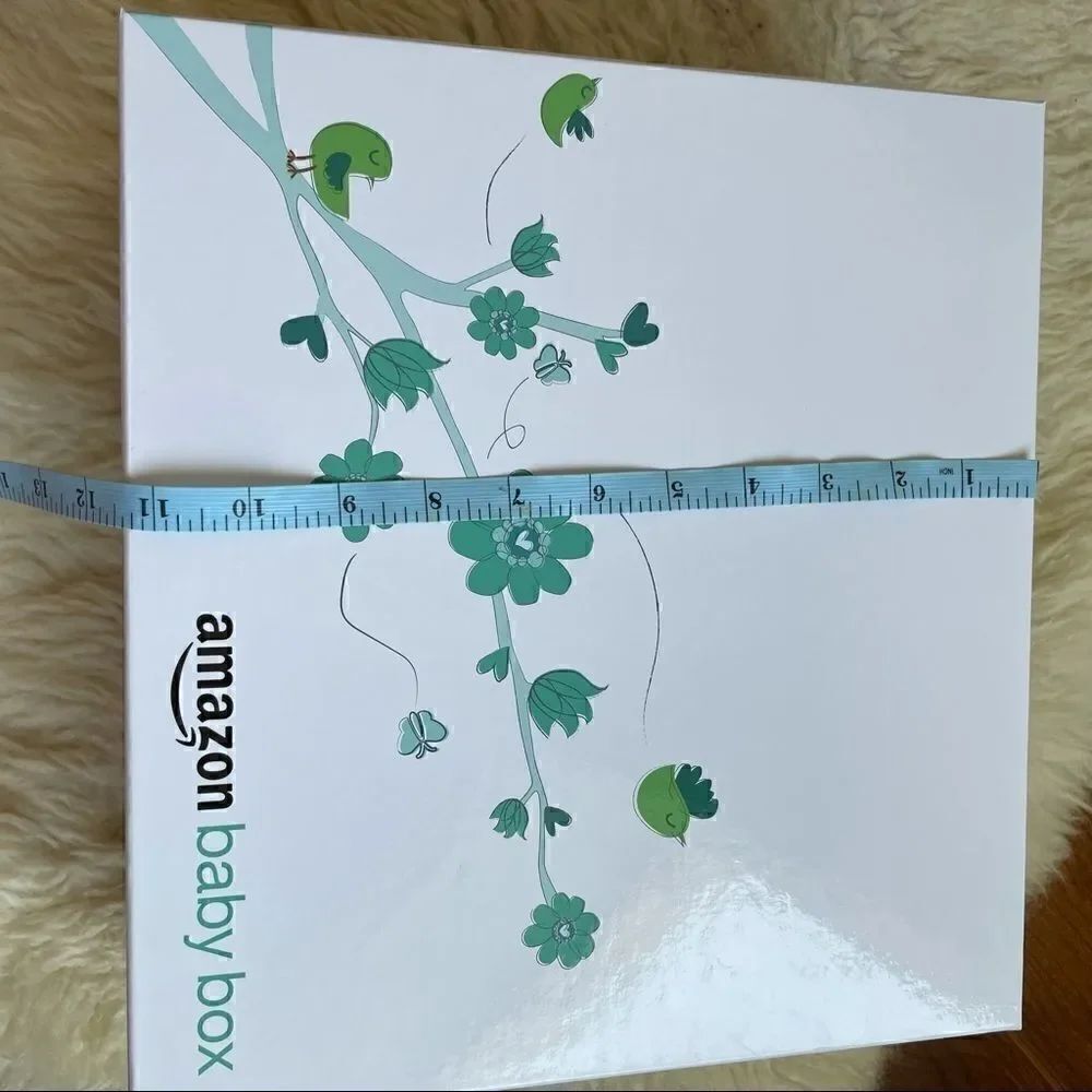 amazon Baby Box NWOT - Picture 5 of 7